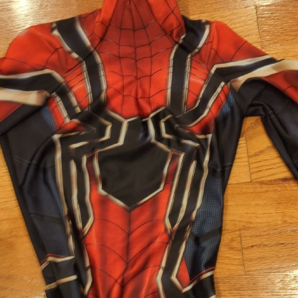 MCU Iron Spider Cosplay Suit - Picture 7 of 8